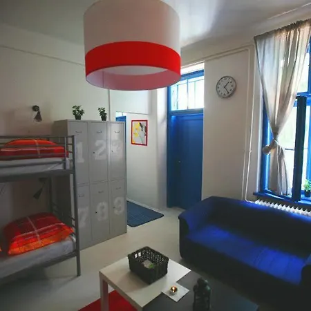 Freddie Next To Mercury ברטיסלאבה