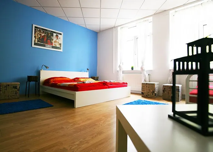 Freddie Next To Mercury Bratislava