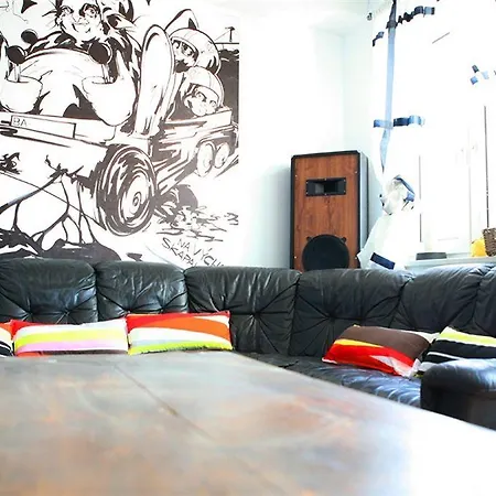 Freddie Next To Mercury *